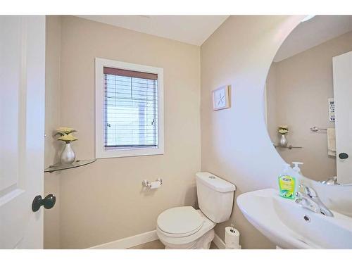 600-413 River Avenue, Cochrane, AB - Indoor Photo Showing Bathroom