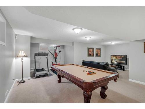 206 Valleyview Court Se, Calgary, AB - Indoor Photo Showing Other Room