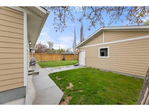116 54 Avenue Nw, Calgary, AB - Outdoor With Exterior