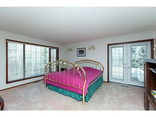 243022 Westbluff Road Sw, Rural Rocky View County, AB - Indoor Photo Showing Bedroom