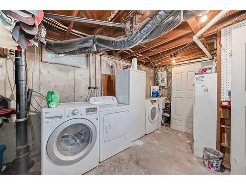 3431 32A Avenue Se, Calgary, AB - Indoor Photo Showing Laundry Room