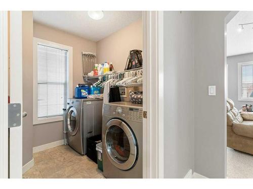 159 Panamount Circle Nw, Calgary, AB - Indoor Photo Showing Laundry Room