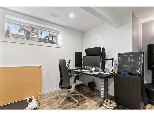 159 Panamount Circle Nw, Calgary, AB - Indoor Photo Showing Office