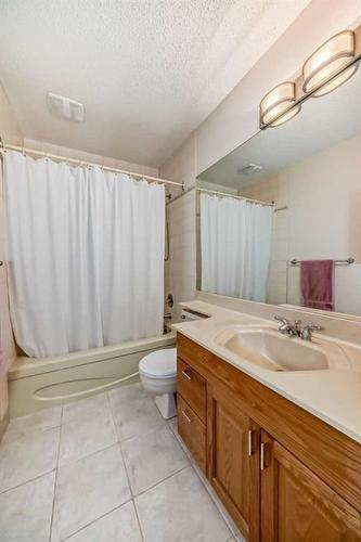 67 Edenwold Place Nw, Calgary, AB - Indoor Photo Showing Bathroom