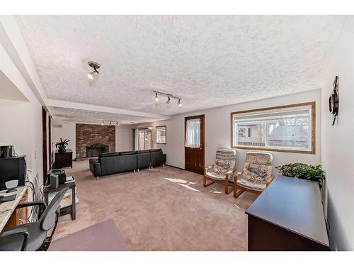 67 Edenwold Place Nw, Calgary, AB - Indoor
