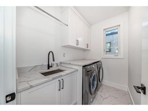 2025 26 Street Sw, Calgary, AB - Indoor Photo Showing Laundry Room