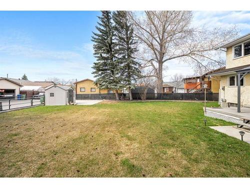 208 Templevale Place Ne, Calgary, AB - Outdoor
