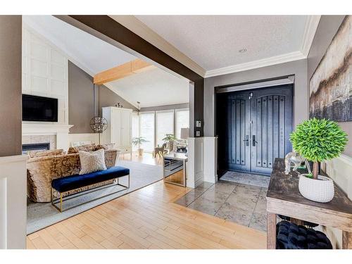 338 Superior Avenue Sw, Calgary, AB - Indoor With Fireplace