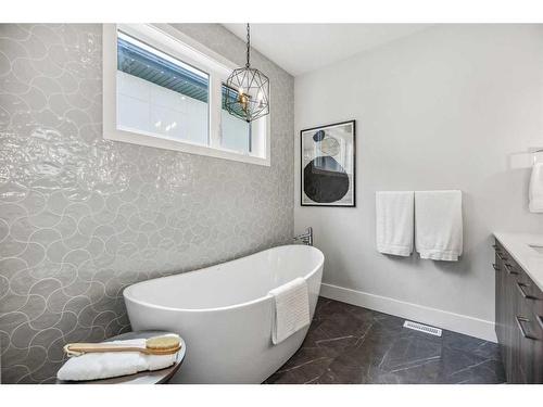 114 Valour Circle Sw, Calgary, AB - Indoor Photo Showing Bathroom