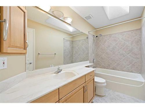315 Rocky Ridge Drive Nw, Calgary, AB - Indoor Photo Showing Bathroom