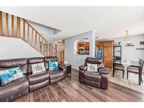 12-117 Bow Ridge Drive, Cochrane, AB - Indoor Photo Showing Other Room