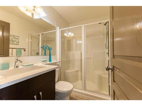 65 Silverado Saddle Avenue Sw, Calgary, AB - Indoor Photo Showing Bathroom