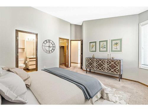 2 Rivercrest Villas Se, Calgary, AB - Indoor Photo Showing Bedroom