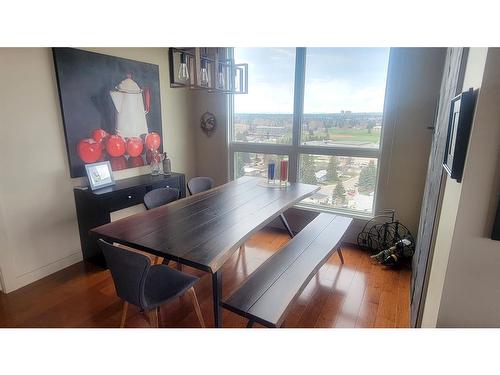 1519-8710 Horton Road Sw, Calgary, AB - Indoor Photo Showing Dining Room