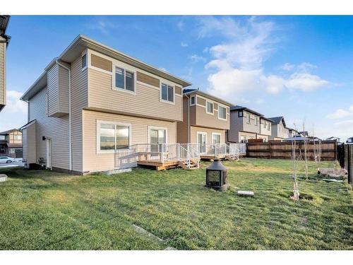 845 Edgefield Street, Strathmore, AB - Outdoor With Exterior