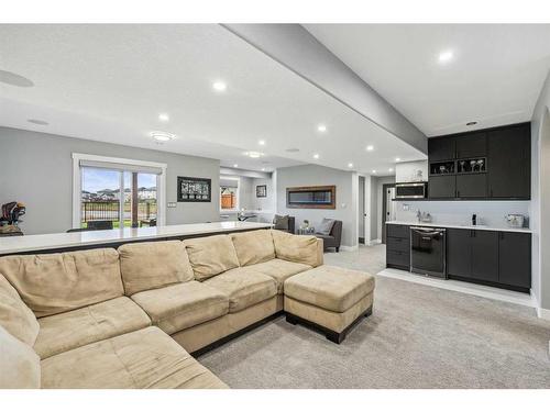 569 Luxstone Landing Sw, Airdrie, AB - Indoor Photo Showing Living Room