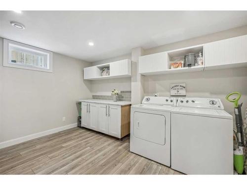 16 Macewan Place, Carstairs, AB - Indoor Photo Showing Laundry Room