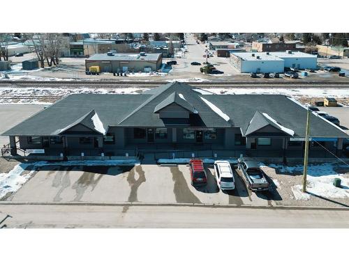 103, 201, 209, And 305 9 Avenue, Carstairs, AB 