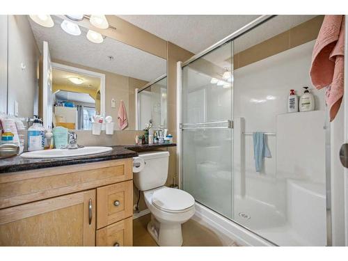 101-6315 Ranchview Drive Nw, Calgary, AB - Indoor Photo Showing Bathroom