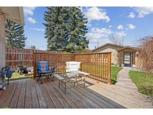 32 Penworth Green Se, Calgary, AB - Outdoor With Deck Patio Veranda