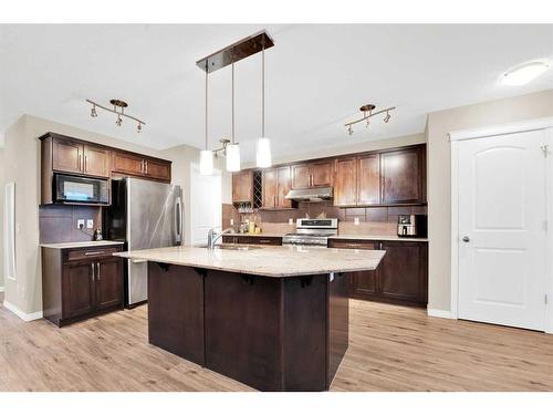29 Panora View Nw, Calgary, AB - Indoor Photo Showing Kitchen With Upgraded Kitchen