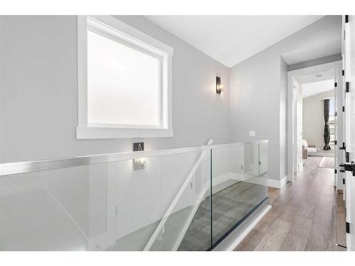 1428 27 Street Sw, Calgary, AB - Indoor Photo Showing Other Room