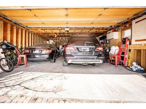2016 8Th Avenue Nw, Calgary, AB - Indoor Photo Showing Garage