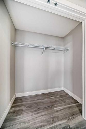 1105-99 Spruce Place Sw, Calgary, AB - Indoor With Storage