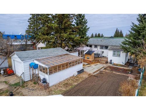 205 5 Avenue Se, Manning, AB - Outdoor