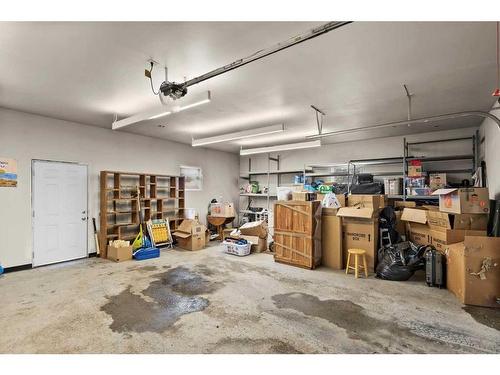 6403 33 Avenue Nw, Calgary, AB - Indoor Photo Showing Garage