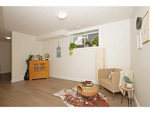 633 Country Meadows Close, Diamond Valley, AB - Indoor Photo Showing Other Room