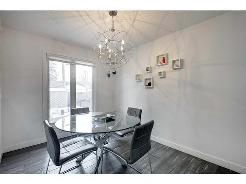651 Willesden Drive Se, Calgary, AB - Indoor Photo Showing Dining Room
