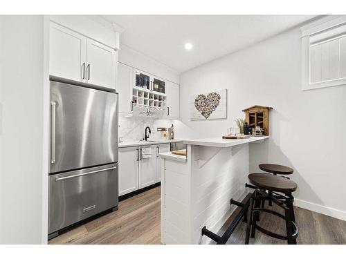 12 Coutts Close, Olds, AB - Indoor Photo Showing Kitchen