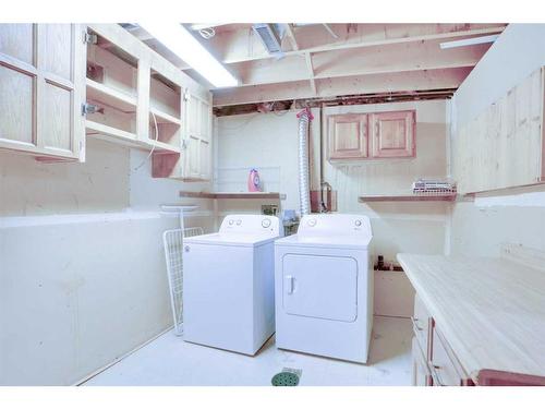 52 Falbury Bay Ne, Calgary, AB - Indoor Photo Showing Laundry Room