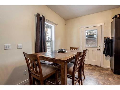 118 3 Avenue Se, High River, AB - Indoor Photo Showing Dining Room