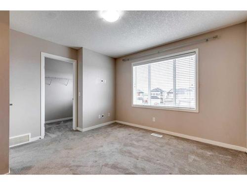 652 Copperpond Boulevard Se, Calgary, AB - Indoor Photo Showing Other Room