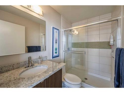 1706-788 12 Avenue Sw, Calgary, AB - Indoor Photo Showing Bathroom