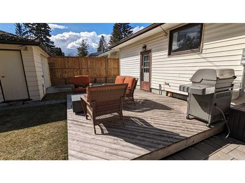 715 84 Avenue Sw, Calgary, AB - Outdoor With Deck Patio Veranda With Exterior