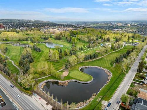 1425 26 Street Sw, Calgary, AB - Outdoor With View