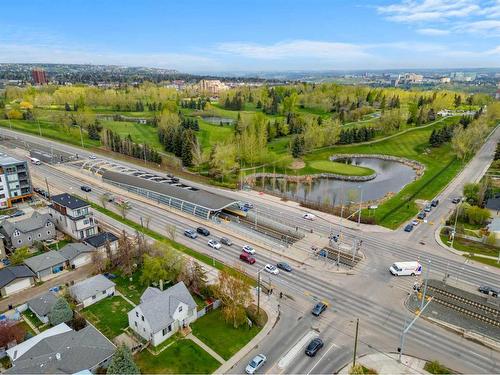 1425 26 Street Sw, Calgary, AB - Outdoor With View