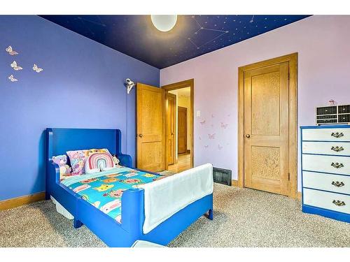 64144 434 Avenue West, Rural Foothills County, AB - Indoor Photo Showing Bedroom
