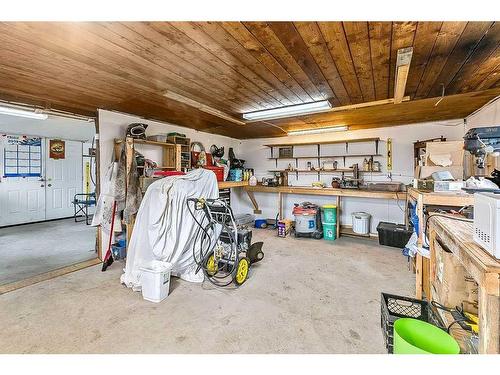 64144 434 Avenue West, Rural Foothills County, AB - Indoor Photo Showing Garage