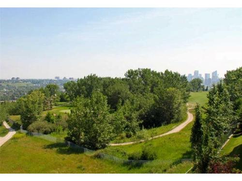 645 36 Street Sw, Calgary, AB - Outdoor With View