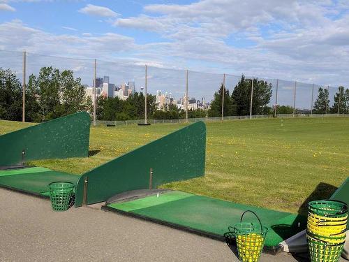 645 36 Street Sw, Calgary, AB - Outdoor With View