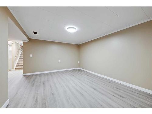 2045 Cottonwood Crescent Se, Calgary, AB - Indoor Photo Showing Other Room