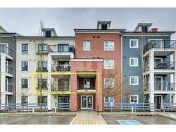 5211-279 Copperpond Common SE Calgary, AB T2Z 1J6