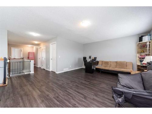 9 Copperpond Link Se, Calgary, AB - Indoor