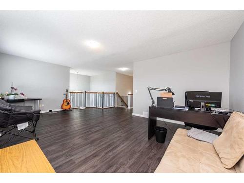 9 Copperpond Link Se, Calgary, AB - Indoor Photo Showing Office