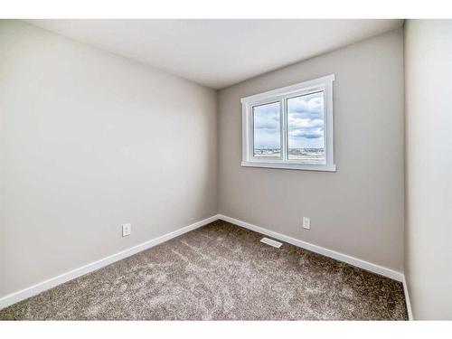 21 Belmont Drive Sw, Calgary, AB - Indoor Photo Showing Other Room