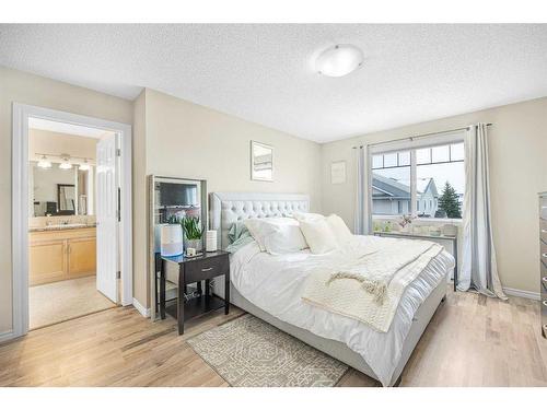 276-371 Marina Drive, Chestermere, AB - Indoor Photo Showing Bedroom